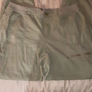 Women's lightweight army green pants